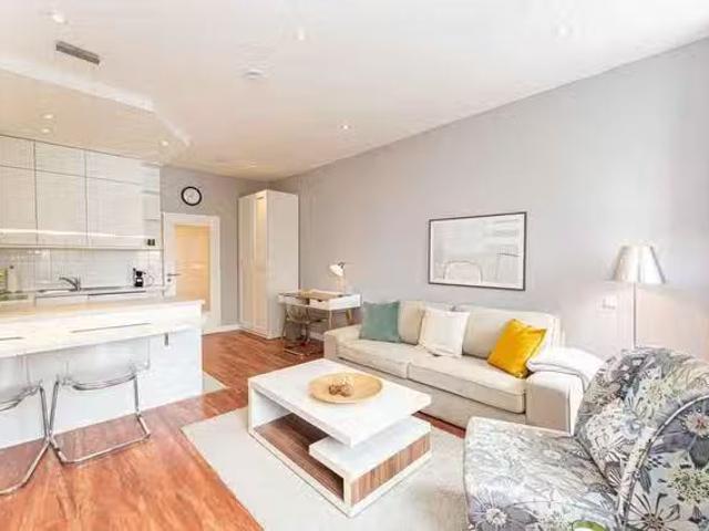 Modern schick perfekte Lage 2 Zimmer mit allem Komfort