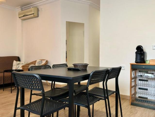 MODERN SEASONAL RENTAL APARTMENT IN ALICANTE