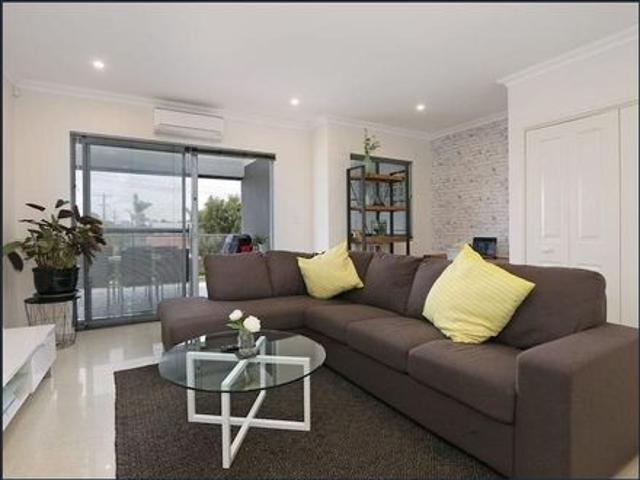 MODERN, SECURE & CONVENIENT RIVERVALE LIVING