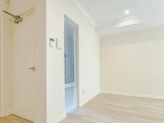 Modern, Secure Living in Balcatta