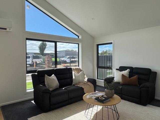Modern, Secure & Stylish Living in the Heart of Spreyton