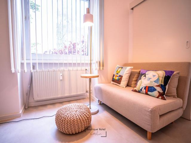 Modern Serviced Apartment in Berlins most iconic district, Berlin Amsterdam Apartments for Rent