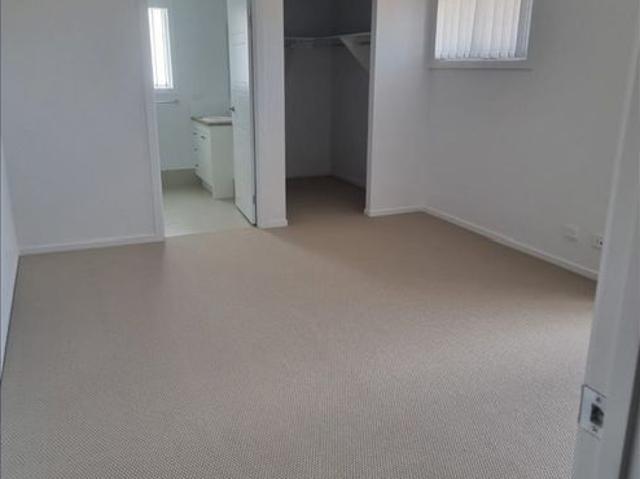 MODERN SHARED ACCOMMODATION WITH PRIVATE ENSUITES IN HIGHFIELDS