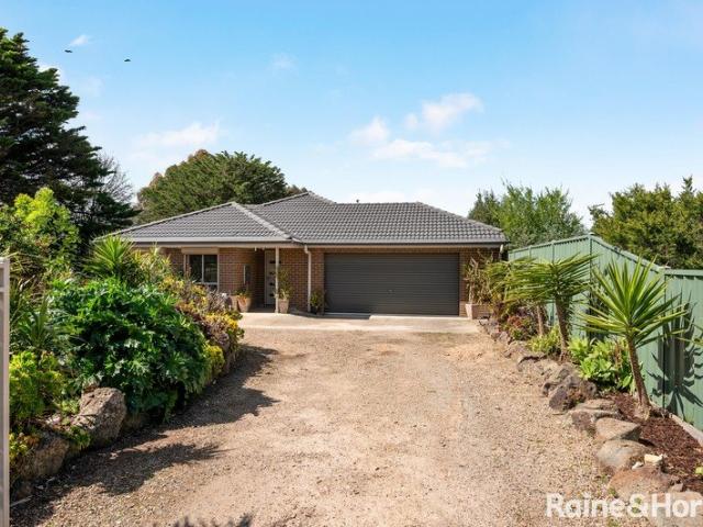 Modern Showpiece on Half an Acre Approx