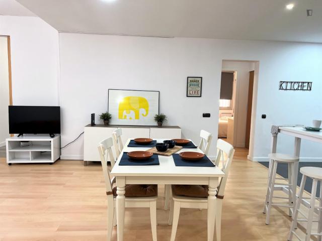 Modern single bedroom next to Parc del Guinardó