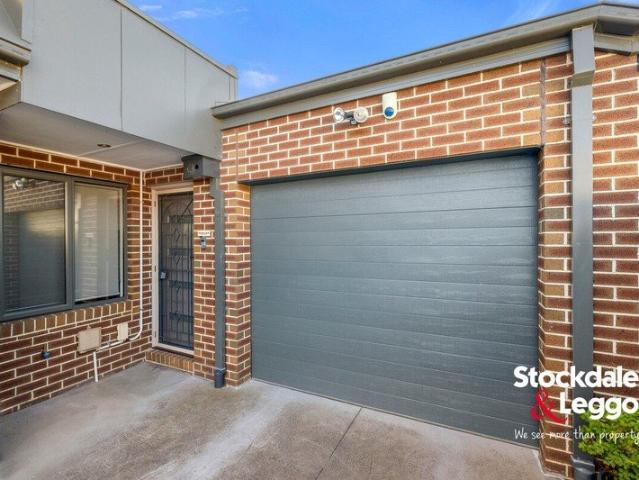 Modern Single Level Living in a Highly Convenient Westmeadows Location