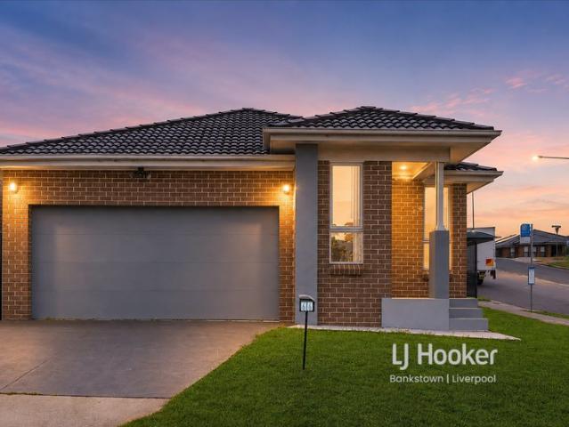 Modern Single Level Living in a Prime Middleton Grange Location