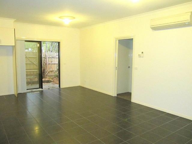 Modern, Spacious 3 Bedroom Unit in Dandenong – Perfect for Families!