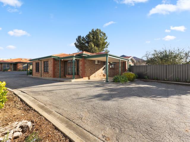 Modern & Spacious 2 Bedroom Unit in Prime Holden Hill Location