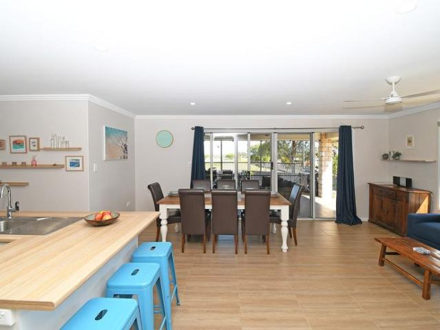 Modern Spacious 4 Bedroom house