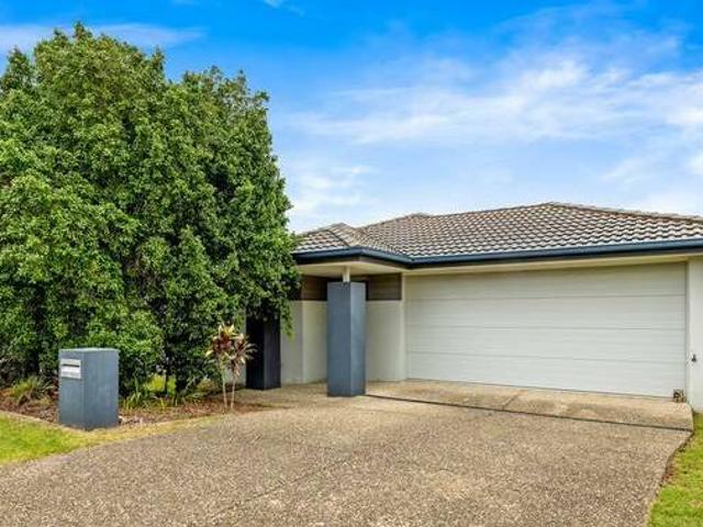 Modern Spacious Conveniently Located Family Home