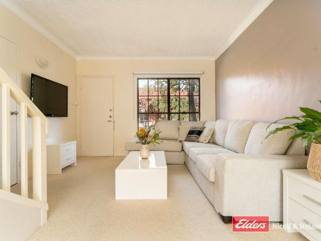 MODERN & SPACIOUS CBD APARTMENT