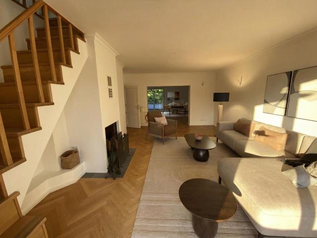 Modern & spacious apartment located in Lichterfelde West Berlin, Berlin Amsterdam Apartments for Rent