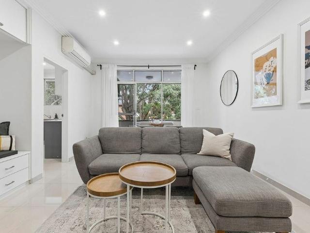 Modern Spacious Apartment Walk to Station & Hurstville CBD