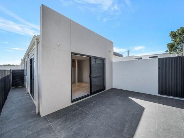 Modern & Spacious Granny Flat Includes Water