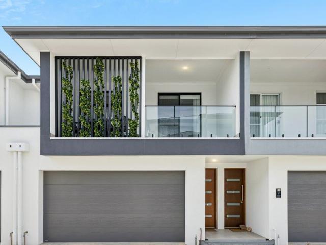Great Value in Prime Suburb, Downstairs Main Bedroom, Double Garage & Walking Distance to the Beach!