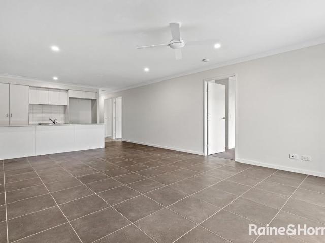 Modern & Spacious Duplex in a Great Location