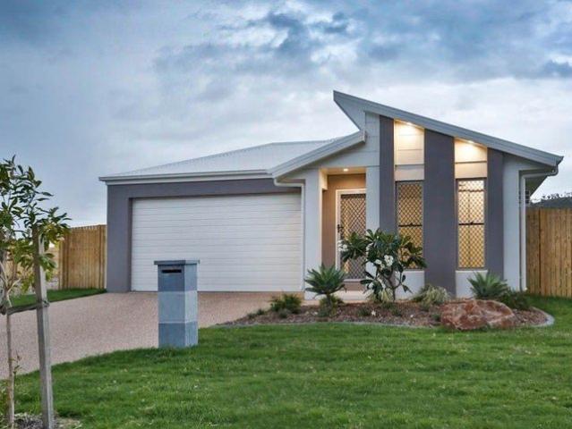 Modern & Spacious Family Living in Cosgrove!