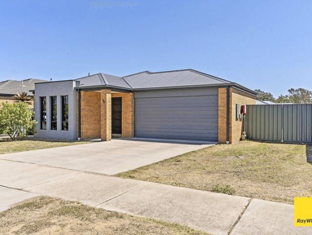 Modern & Spacious Family Living in Huntly