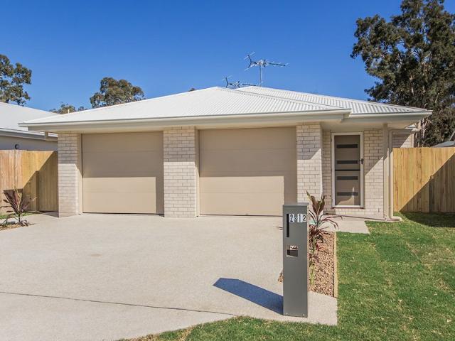 Modern Spacious Fully Fenced Duplex