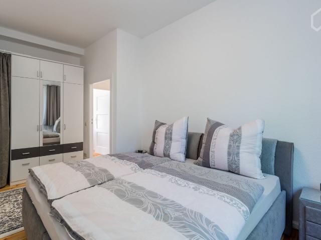 Modern & spacious home in vibrant neighbourhood, Berlin Amsterdam Apartments for Rent