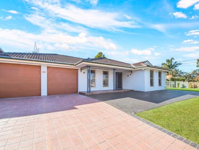 Modern & Spacious | Low Maintenance Family Living