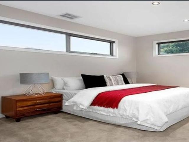 Modern, Spacious & Low Maintenance Living in the Heart of Hadfield