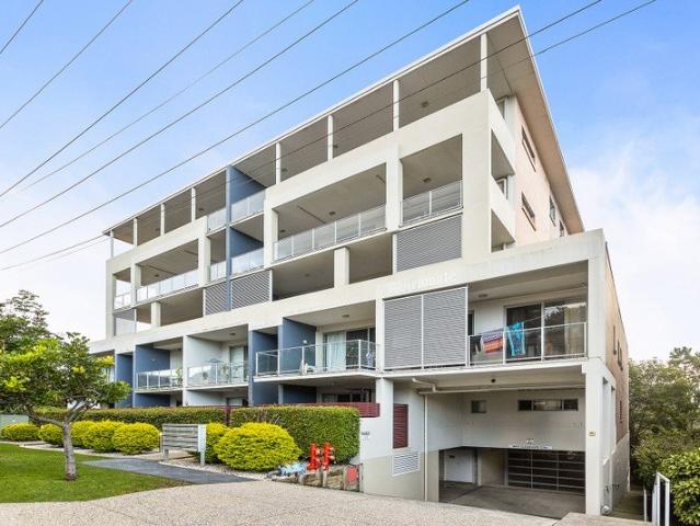 Modern, Spacious Living in a Prime Hospital Precinct