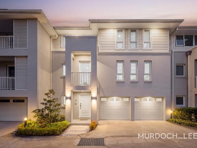 Modern & Spacious Living, Walk to Schools, Shops & Metro