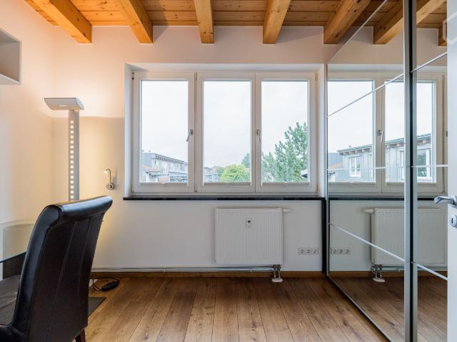 Modern, spacious studio in Zehlendorf, Berlin Amsterdam Apartments for Rent