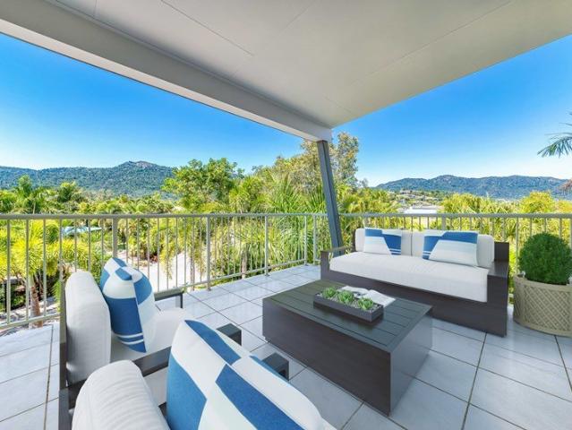 Modern, Spacious & Perfectly Positioned in the Heart of Cannonvale!