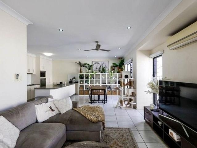MODERN & SPACIOUS WITH ENSUITES TO ALL BEDROOMS
