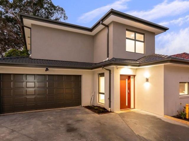Modern & Spacious Townhouse in Prime Mitcham Location