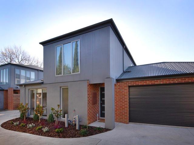Modern & Spacious Townhouse Space to Live, Room to Breathe