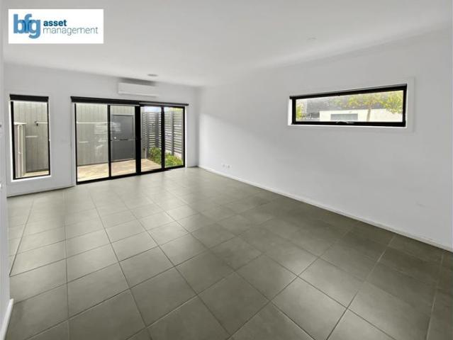 Modern & Spacious Three Bedroom Townhouse with Front Garden in Prime Wollert Location