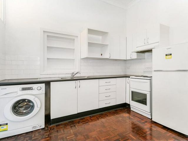 Modern & Spacious Two Bedroom Apartment in the Heart of Glebe