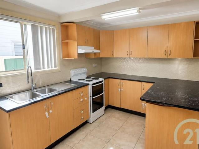 Modern & Spacious Two Bedroom Granny Flat in a Prime Location