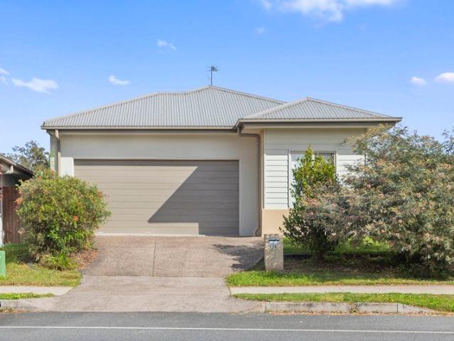 Modern Split Level Family Home with Side Access & Vacant Possession