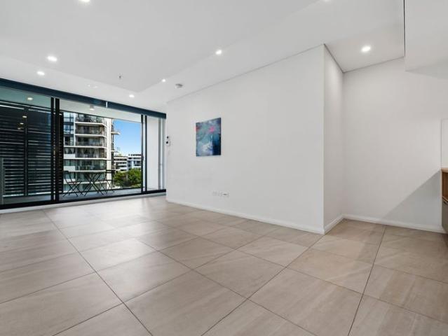 Two Bedroom Apartment in Prime Wolli Creek Location