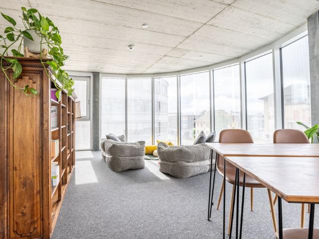 Modern Student Room at Le Lumen – All Inclusive Living in Crissier
