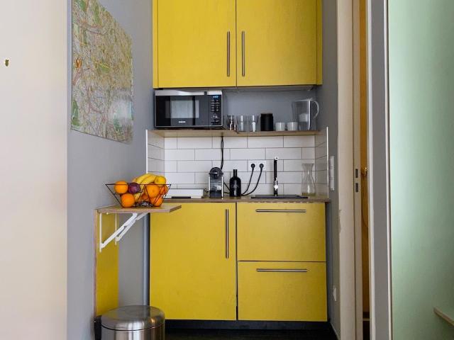 modern Studio at Moritzplatz, Berlin Amsterdam Apartments for Rent