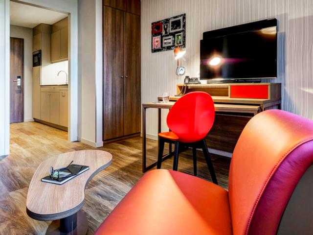 Modern Studio Apartment with Murphy Bed in Frankfurt City Center – 22 m²