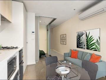 Modern Studio Apartment with Prime Location for Lease!