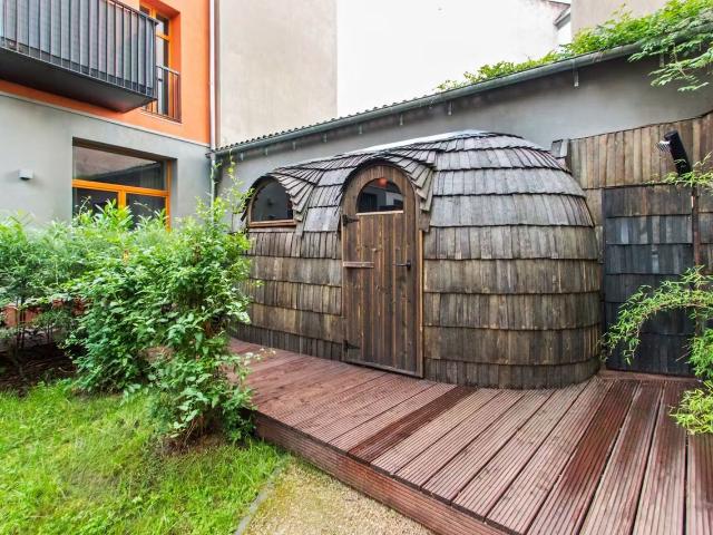 Modern studio apartment with terrace in Friedrichshain Berlin, Berlin Amsterdam Apartments for Rent