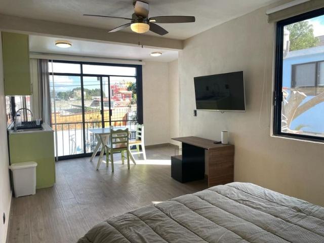 MODERN STUDIO APARTMENT FOR RENT 10 BLOCKS FROM CENTRO OAXACA IN THE REFORMA