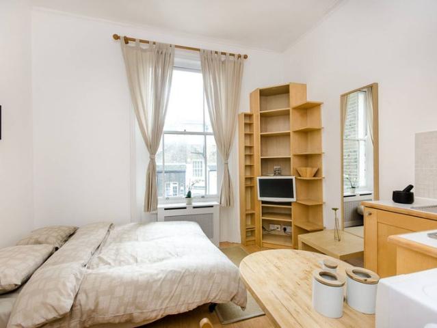 Modern studio apartment in PIMLICO Central London