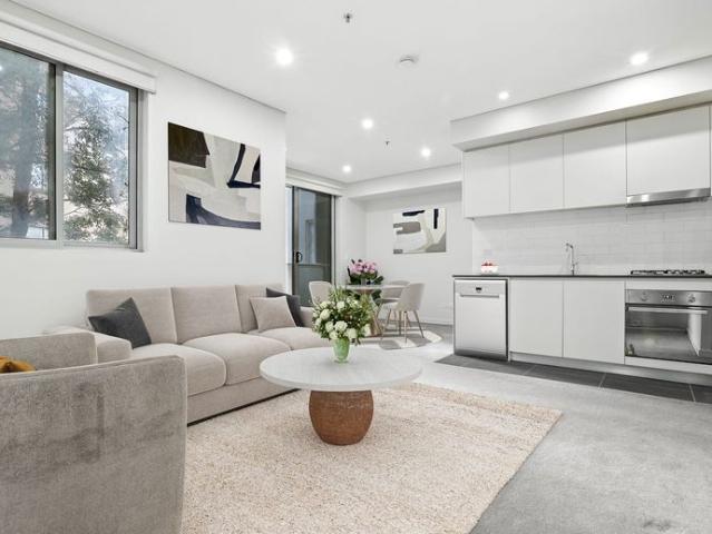 Modern Studio Apartment Including Water