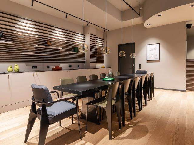 Modern Studio Apartment right at the Airport, Frankfurt Amsterdam Apartments for Rent