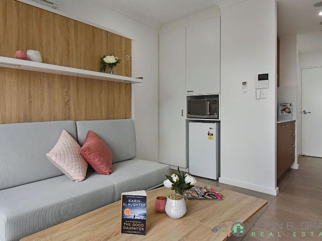 MODERN STUDIO APARTMENTS Electricity, water, gas and internet included!