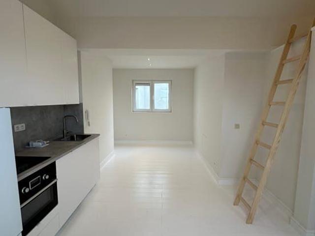 Modern studio for rent in the heart of Antwerp South ✨